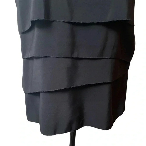 AQUA Black Tiered Racerback Sleeveless Blouse Large - Picture 4 of 10